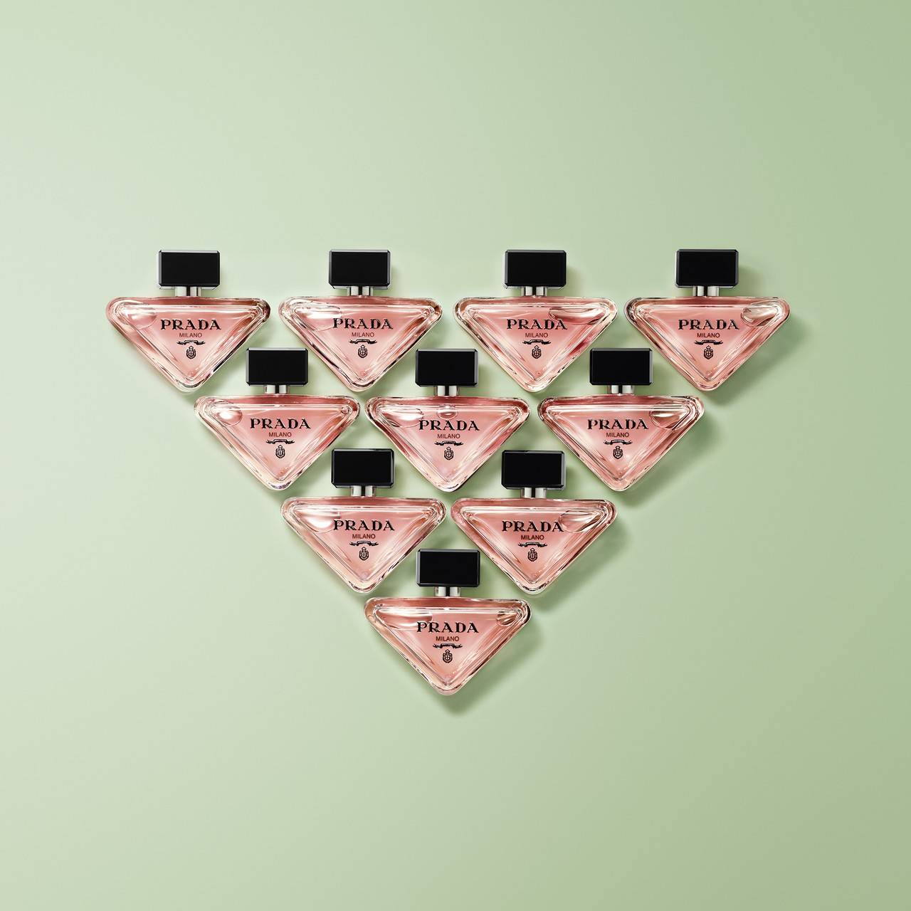 Fracos de prada paradoxe