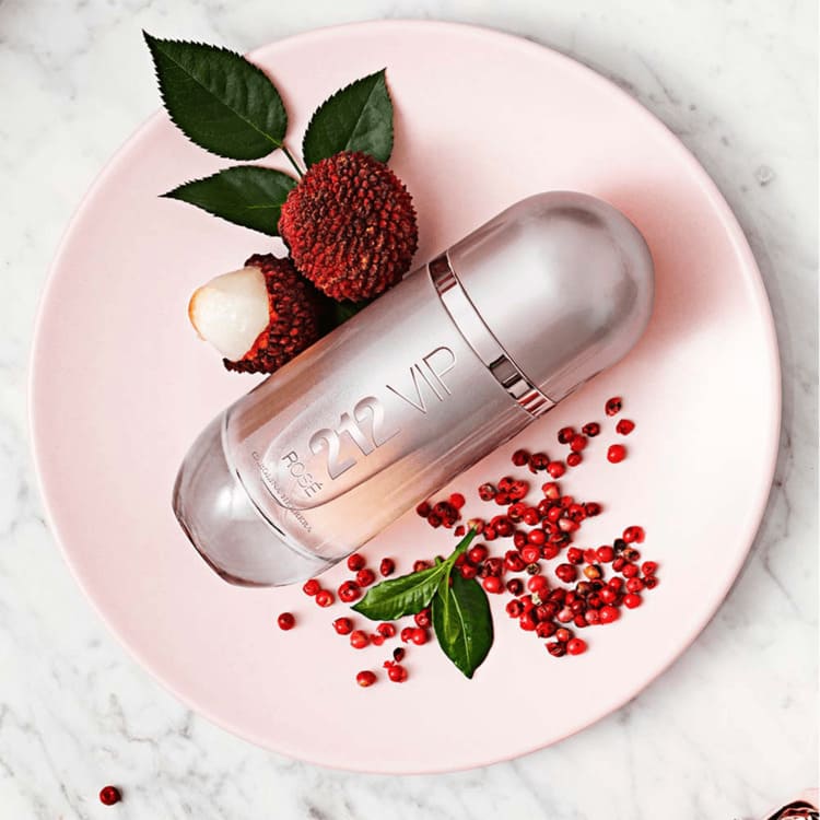 212 VIP Rosé: um perfume floral frutado com equilíbrio perfeito